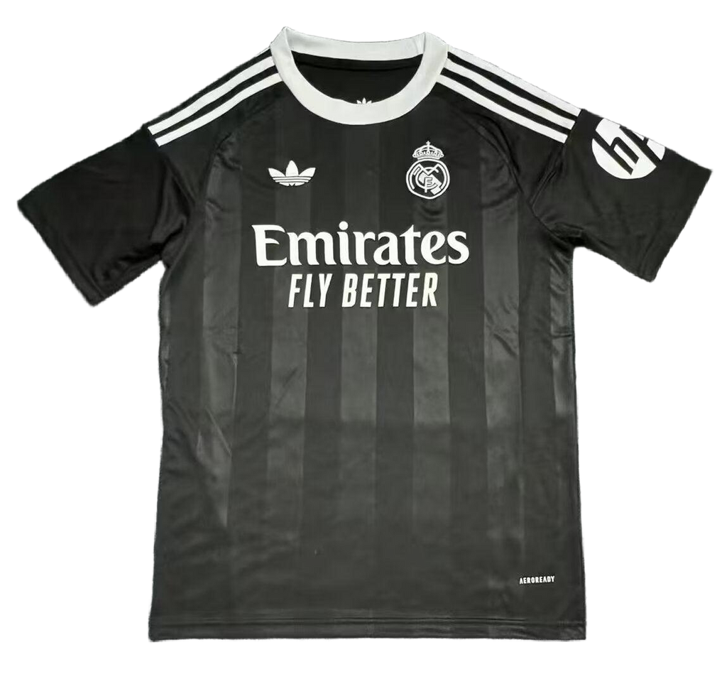 2025/26 Real Madrid Goalkeeper Black Jersey [Fan]
