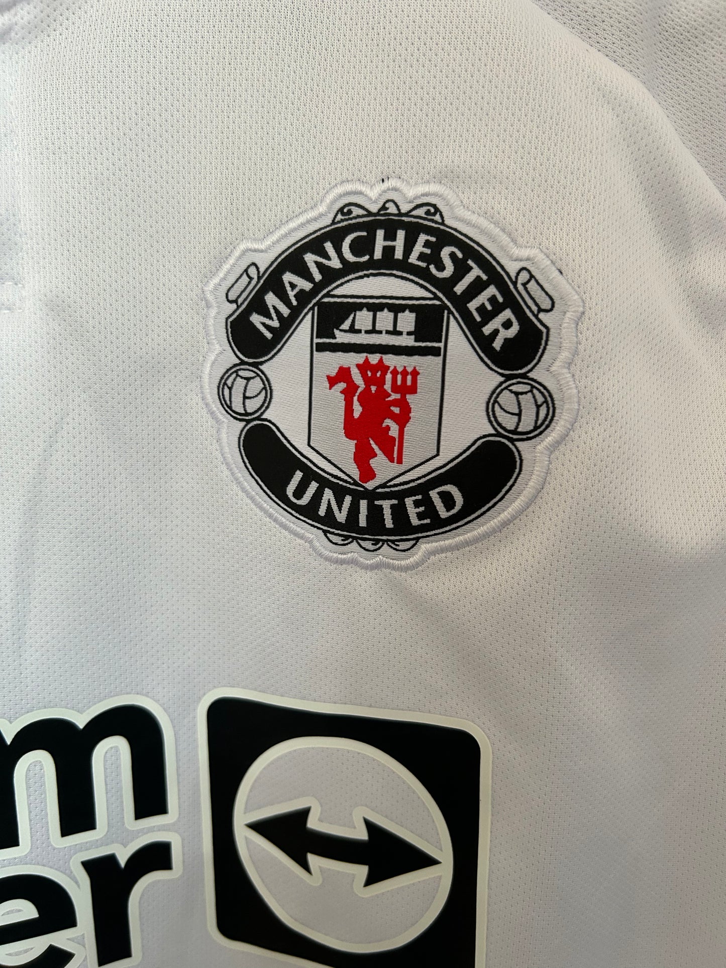 Manchester United White / Red Roses Jersey - Fan Version