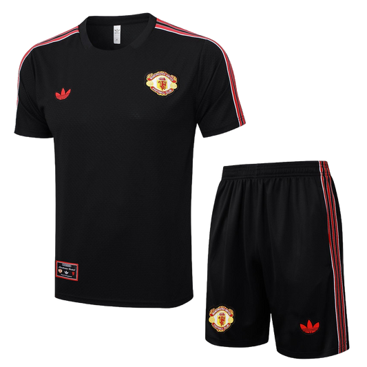 *NEW* 2025/26 Manchester United Terrace Icons Black Adults Kit