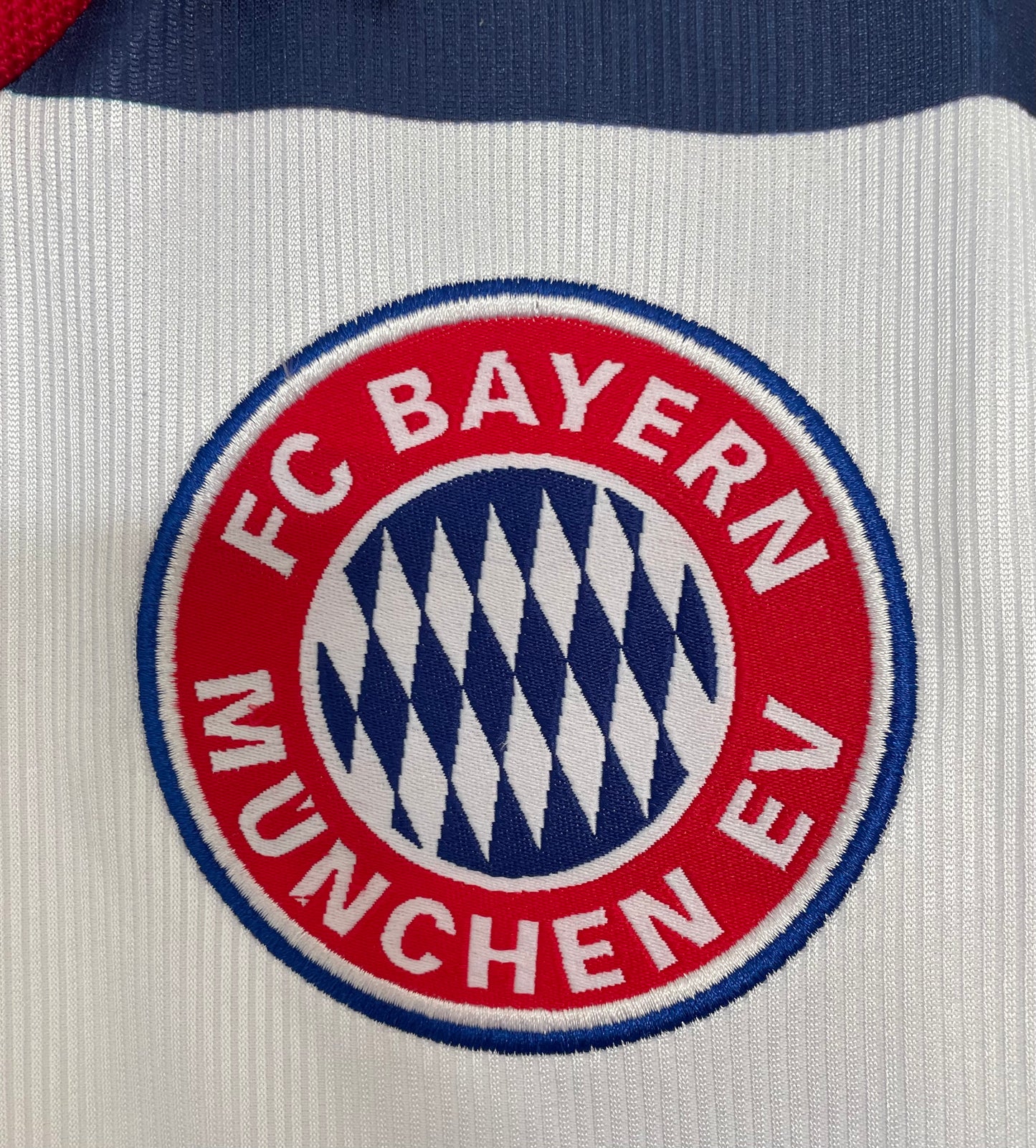 Bayern Munich 1998/00 Away Jersey