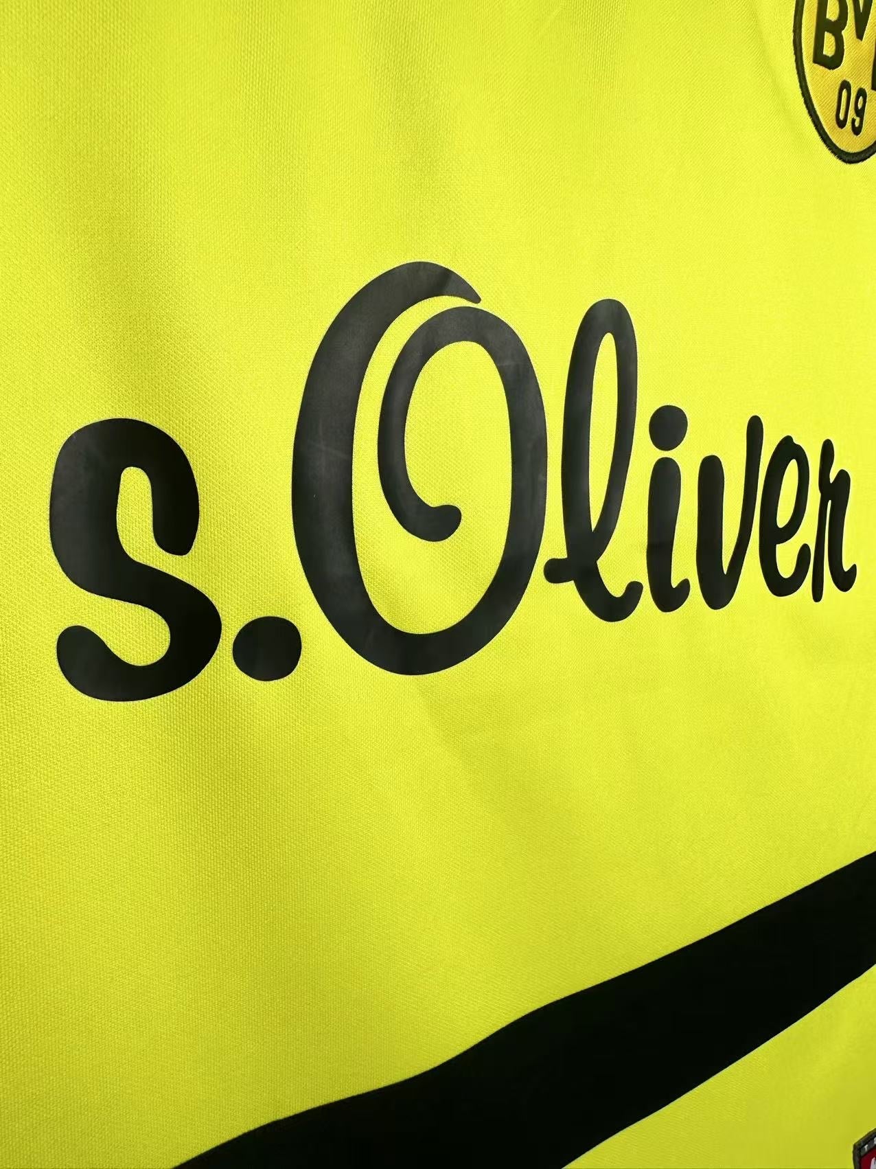 Borussia Dortmund Retro 1997 Home Jersey