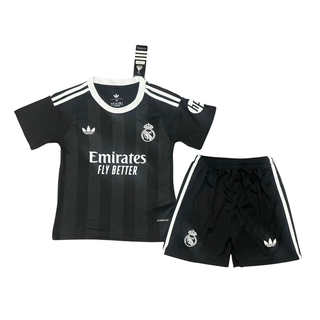 2025/26 Real Madrid Goalkeeper Black Kit [Kids]