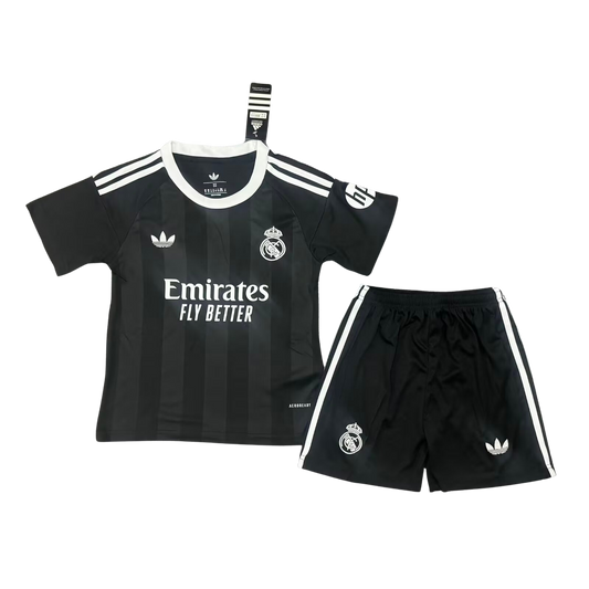 2025/26 Real Madrid Goalkeeper Black Kit [Kids]